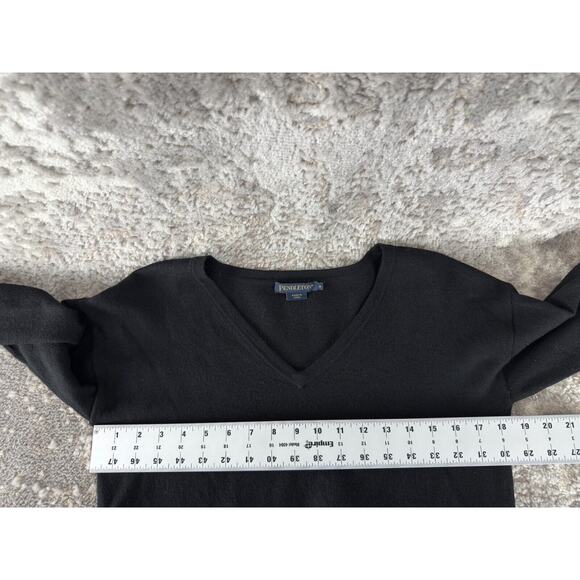 Pendleton Womens Size S Casual V Neck Sweater Black Pullover Outdoor - Picture 3 of 5